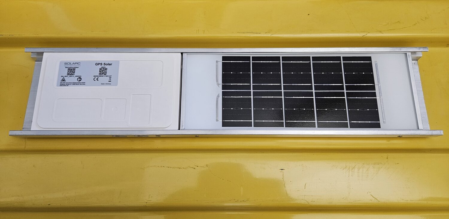 GPS-Solar Ortungseinheit mit integriertem Solarpanel, SOLARC, Made in Germany